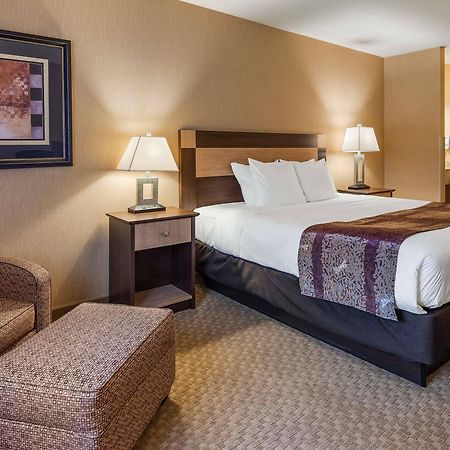 Crandon Inn & Suites Exteriér fotografie